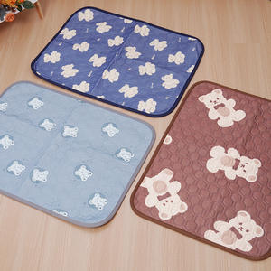 Colchoneta Refrescante de Látex para Mascotas, Transpirable, de Seda Fría, con Sensación de Frescura, para Verano - Product Image 2