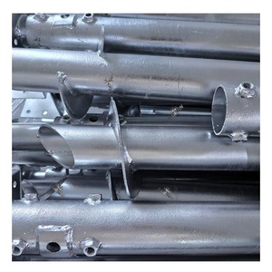 Base de Acero Resistente para Postes de Cerca FarSun, Flanque de Suelo para Postes de Cerca Sólidos - Product Image 2