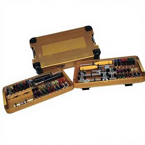 Sistema de Retracción Manual Shadowline de BISONS Wholesale |   Retractores Espinales Quirúrgicos de Acero Inoxidable |   Ortopedia Quirúrgica - Product Image 1