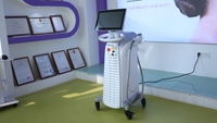Máquina de Depilación Láser de Diodo Vertical de Alta Potencia 755nm 808nm 1064nm, Depilación Permanente para Cuerpo, Bikini y Rostro, con Cepillo de Limpieza