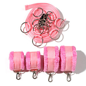 Ensemble de Contrainte de Bondage Ajustable Sous le Matelas avec Poignets et Sangles en Cuir PU Doux pour Jeux de Couple et Débutants en BDSM - Product Image 2