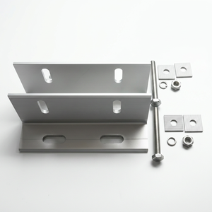 Abrazadera ranurada de aluminio para techos de junta alzada, tira de montaje metálica para techos fotovoltaicos con perno pasante para soportes solares, venta al por mayor OEM - Product Image 6