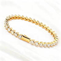 Modische Luxus 316L Edelstahl Herz CZ Zirkon Tennis-Kette Damen-Armbänder 18K Vergoldet Modeschmuck Wasserfest
