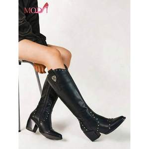 Botas Altas Modi con Decoración de Remaches y Tacón Grueso, Color Negro, para Oficina, Mujer - Product Image 2