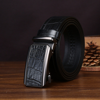 Ceinture de gaufrage à motif de crocodile axée sur les affaires pour hommes Ceintures de costume à boucle automatique en cuir de vachette