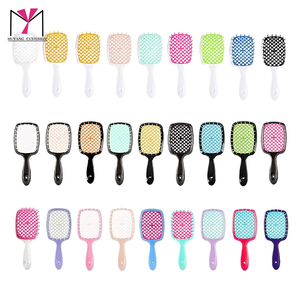 หวีไม้ขนแปรงเคลือบไฟฟ้าคุณภาพสูง ปรับแต่งสีได้หลากหลาย สำหรับใช้ในร้านเสริมสวยและที่บ้าน - Product Image 6