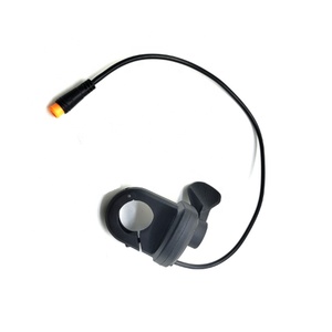 Accélérateur de <span class=keywords><strong>pouce</strong></span> étanche adapté à la poignée gauche/droite accélérateur pour 24V 36V 48V 60V 72V accélérateur de vélo électrique Scooter - Product Image 6