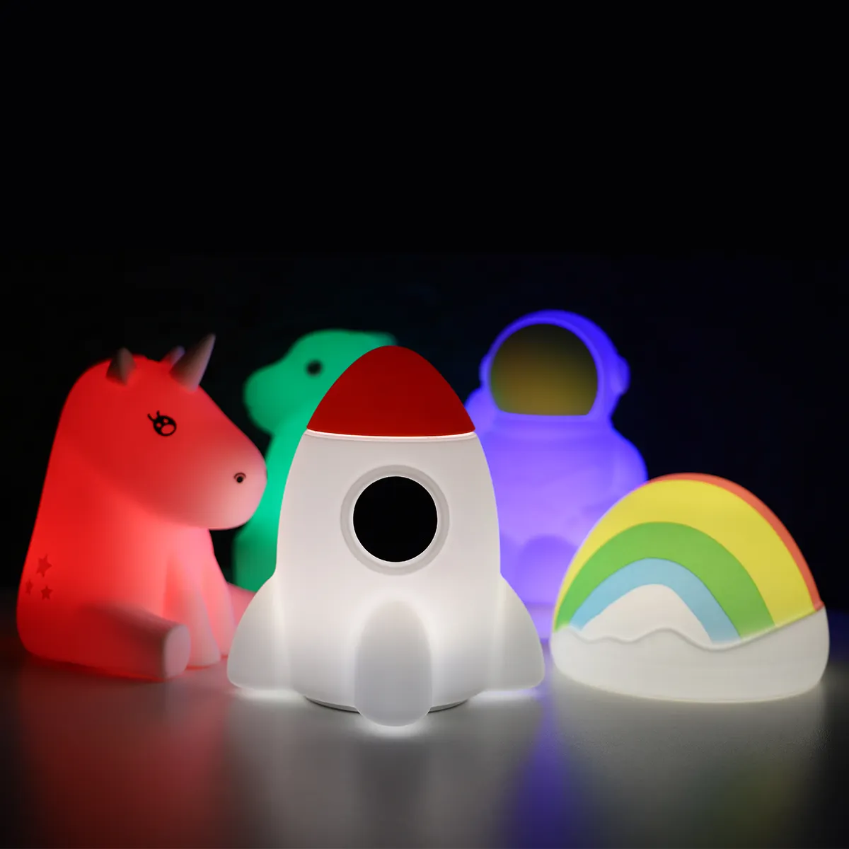 Camera da letto interna luce notturna razzo in Silicone in Pat cambiamento di colore strano regalo per bambini che migliora l'atmosfera