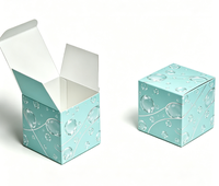 Boîte d'emballage carrée personnalisée en carton, avec logo et couleur sur mesure, acceptant la personnalisation en gros pour bonbons de mariage
