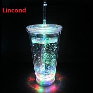 Dẫn nhấp nháy ly 16oz 20oz phát sáng dẫn ánh sáng lên đôi tường Cốc nhựa sáng chai nước với rơm Nắp - Product Image 6
