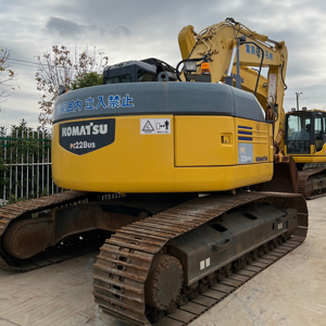 Excavatrice d'occasion, matériel de terrassement, KOMATSU PC228US, à vendre - Product Image 1