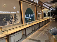 Armoire vitrine de bijoux en or haut de gamme moderne et élégante vitrine de magasin