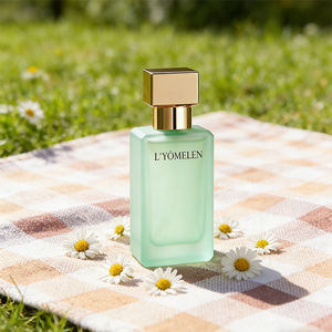 Perfume de Aceites Esenciales Florales y Amaderados Naturales, Aroma Floral Romántico de Alta Proyección, Aroma Fresco a Limón, Perfume para Hombre - Product Image 3