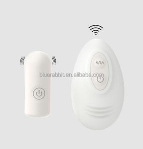 Piccolo e ricaricabile impermeabile da 1.7 pollici con telecomando 10 velocità per masturbazione femminile - Product Image 1