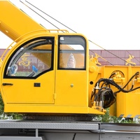 Camion-grue hydraulique autoportant de 16 tonnes avec moteur et boîte de vitesses Weichai, hauteur de levage de 40 m, télécommande