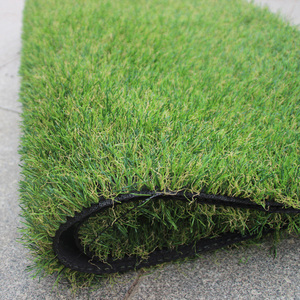 Césped Artificial Sintético Impermeable de Calidad Superior Natural de Fábrica China para Jardín, Paisajismo, Campos Deportivos y Patios Traseros - Product Image 2