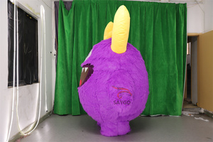 Mostro gonfiabile occhio peloso con corna in vendita, unico occhio grande viola, mostriciattolo per la centrale elettrica Monster Inc. Mascotte 2m 2.6m - Product Image 5