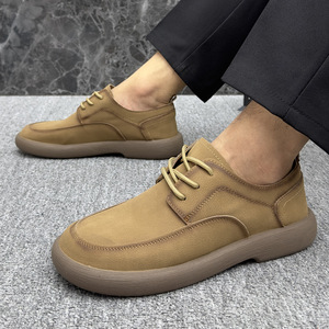Nouvelles chaussures décontractées rétro pour hommes, mocassins d'affaires en cuir véritable, semelle épaisse, tendance de la mode, bout rond, doublure en PU, semelle extérieure en caoutchouc - Product Image 6