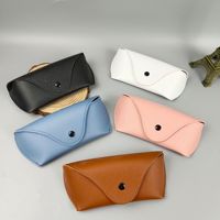 Étui à lunettes portable en cuir PVC souple, pochette de luxe pour lunettes avec bouton-pression, protection pour lunettes, vente en gros, logo personnalisé
