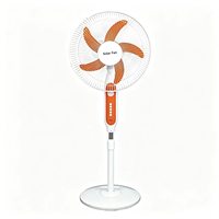 Kipas Angin Pendingin Udara Tenaga Surya/Listrik 5 Bilah Plastik ABS dengan Lampu Indikator Pengisian Daya, Remote Control, Kebisingan Rendah, dan Timer untuk Rumah Tangga/Hotel