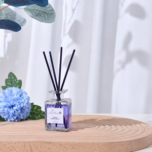 Diffuseur d'huiles essentielles pour la maison 50ml, sans flamme, avec fleurs séchées décoratives, parfum floral longue durée - Product Image 1