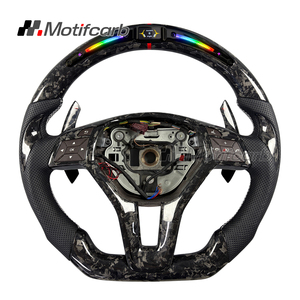 Volant en fibre de carbone forgé sur mesure avec LED intelligentes pour afficher le régime moteur pour Mercedes-Benz C63 E63 GLA CLA AMG W204 W212 Classe C Classe E - Product Image 1