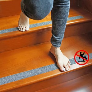 Bande antidérapante grise autocollante, idéale pour les marches, les escaliers, les bateaux et les sols - Product Image 5