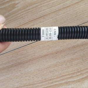 Câble de batterie Hyundai 21E2-60130 pour pièces d'excavateur, accessoire d'origine - Product Image 4