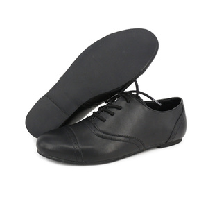 Chaussures habillées en <span class=keywords><strong>cuir</strong></span> souple à bout pointu pour hommes, style marche, respirantes, à lacets, brogues, chaussures de mariage, chaussures de bureau formelles, chaussures décontractées pour hommes - Product Image 1