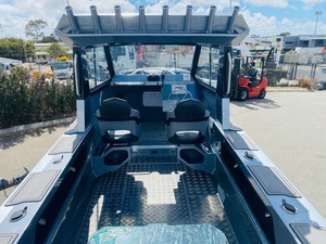 Yate <span class=keywords><strong>de</strong></span> aluminio Allsea Lion <span class=keywords><strong>de</strong></span> 8.25m con cabina cerrada, optimizado para la comodidad, embarcación silenciosa para descanso y pesca. - Product Image 2