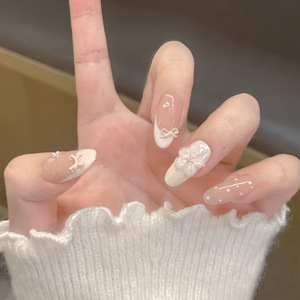 Puntas de uñas con lazo de flores de perlas 3D, Uñas postizas desmontables ricas en blanqueamiento - Product Image 2