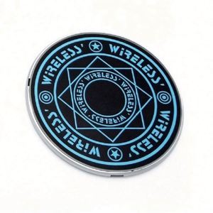 Cargador Inalámbrico Universal Personalizado al por Mayor con Logotipo de Marca para Regalos Promocionales y Empresariales - Product Image 1