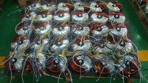 Transformateur toroïdal à anneau 5000VA entrée 12V 50Hz sortie 230V; 2000VA entrée 24V 50Hz sortie 230V pour convertisseur solaire - Product Image 6