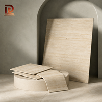 Revêtement mural flexible en pierre imitation travertin beige doré 1200x3000mm pour la décoration murale des hôtels et villas, plaque murale MCM