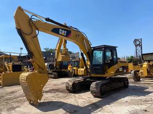 รถขุดตีนตะขาบไฮดรอลิก Caterpillar Cat 320D มือสอง น้ำหนัก 20 ตัน อุปกรณ์ก่อสร้าง เครื่องยนต์ มอเตอร์ ปั๊ม ราคาถูก - Product Image 3