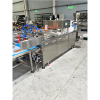 Ligne de production automatisée de farine de Kubba Mosul avec machine à biscuits, déposeuse, filmage et pressage, capacité de 2500 pièces/heure