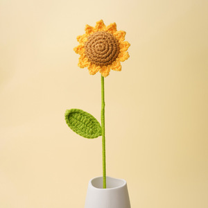 Fleur artificielle tournesol faite à la main 8 cm en fil, décoration artisanale pour la fête des enseignants - Product Image 4