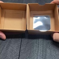 Prix d'usine Boîte d'emballage cadeau pliante personnalisée en papier kraft pour gâteau de dessert avec fenêtre pour la cuisson