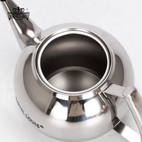 Pichet à thé et infuseur à fruits en acier inoxydable Royal Louis au design moderne, bouilloire en or et argent, pot en métal avec des éléments perlés