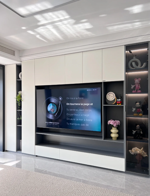 Custom Modern Cream-Style TV Wall Unit with Glass Display Cabinets & LED Lights, Floating TV Stand for Living Room
