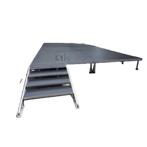 Scène modulaire détachable à quatre pieds pour événements RK Stage - Product Image 1