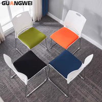 Chaise de conférence de bureau empilable en plastique et métal ergonomique moderne GUANGWEI pour l'école, le bureau à domicile