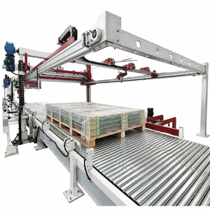 Machine de plastification en ligne à convoyage synchronisé pour l'emballage continu de plaques de caisses en bois en série - Product Image 1