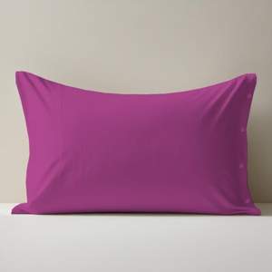 Funda de almohada 100% algodón fucsia tamaño alemán 80x80cm - Product Image 1