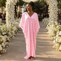 Robe Kaftan Africaine pour Femme, Rayures Colorées Vives, Col en V, Manches Courtes, Coupe Ample, Maxi Bohème Décontractée, Idéale pour les Fêtes, le Ramadan et l'Aïd