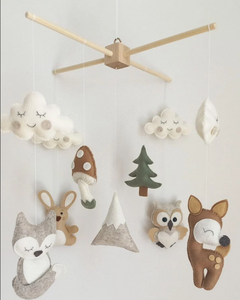 Animaux de la forêt <span class=keywords><strong>mobile</strong></span> pour bébé cadeau de douche de bébé nouveau cadeau pour bébé animaux en feutre jouet <span class=keywords><strong>mobile</strong></span> forestier forestier - Product Image 2
