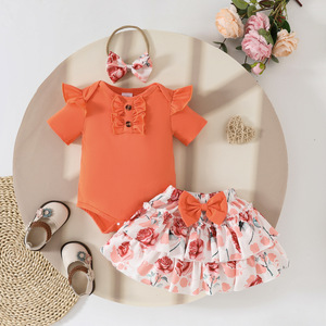 Set Estivo 2026 per Bambina 0-1 Anno, 3 Pezzi: Cappottino a Triangolo in Cotone a Maniche Corte + Gonna Stampata a Doppio Strato + Fascia per Capelli - Product Image 2