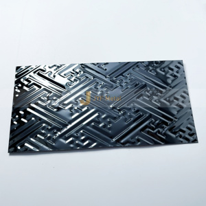 Plaques en acier inoxydable estampées M174, série 200/300, 0,5-0,8 mm, norme JIS n°4, finition de surface coupée - Product Image 2