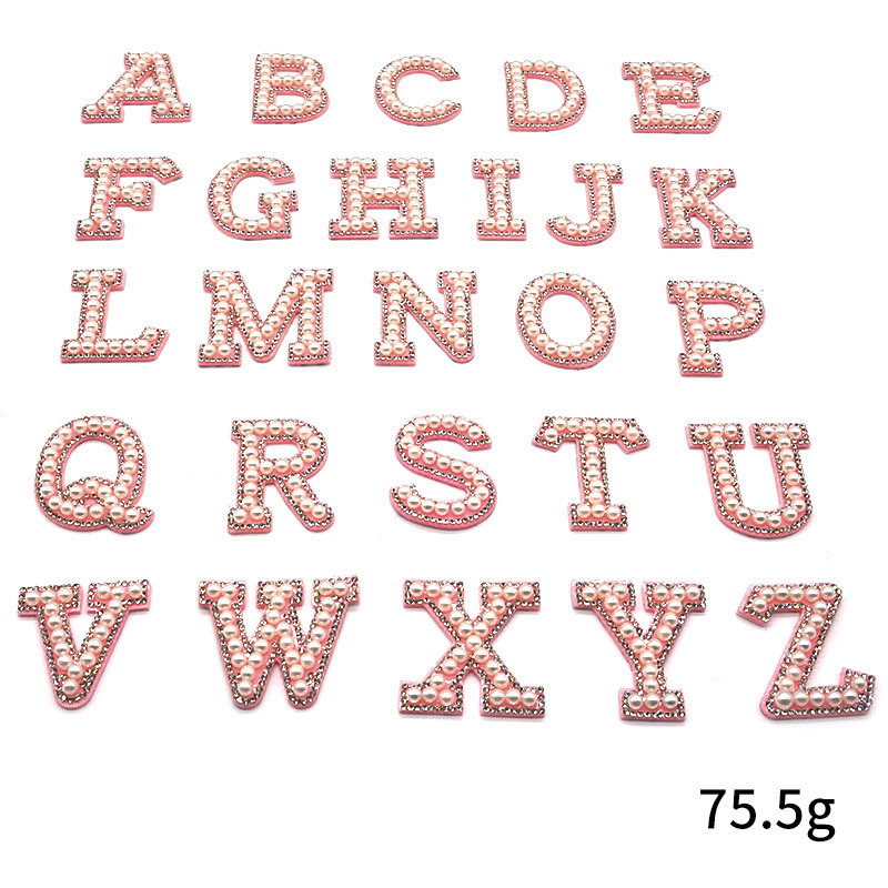 26 lettres de couleur rose