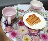 2025 nouveau produit résine Table basse meubles de maison vraie fleur extérieure Table de jardin usine